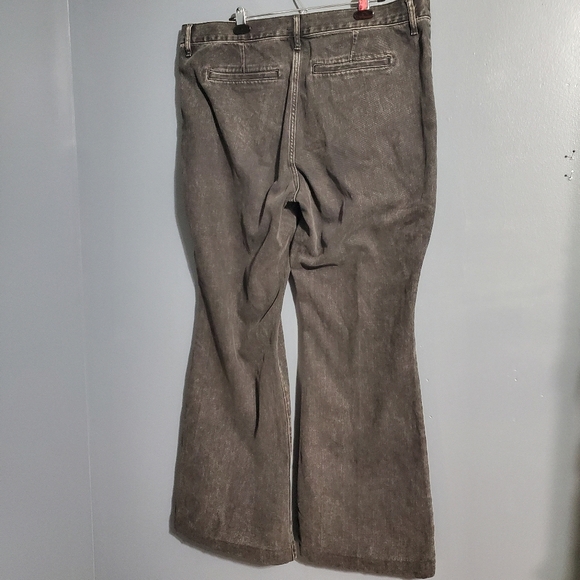 Express Gray Flare Wide Leg Jeans - Picture 4 of 11